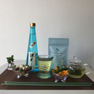 夏に向けて、焼酎のアイスハーブティー割りもお勧めです。